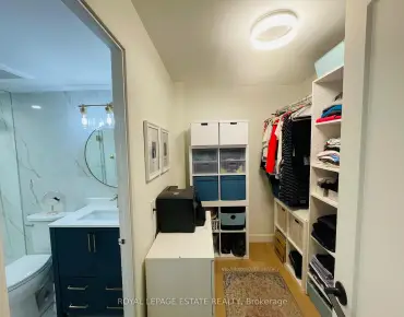 
            #1004-50 Inverlochy Blvd Royal Orchard 3睡房2卫生间1车位, 出售价格645000.00加元                    