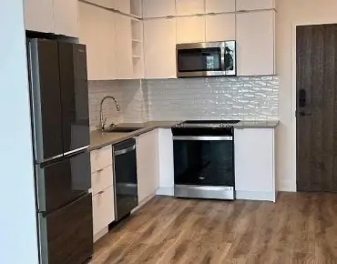 #LPH 110-100 Eagle Rock Way Rural Vaughan 1 beds 1 baths 1 garage 575000.00