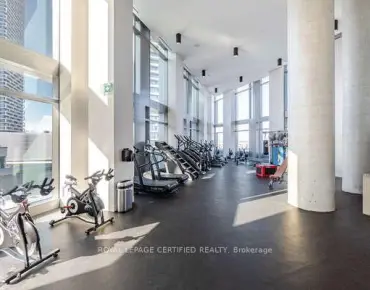 #3901-1000 PORTAGE Pkwy Vaughan Corporate Centre 1睡房1卫生间车位, 出售价格399999.00加元