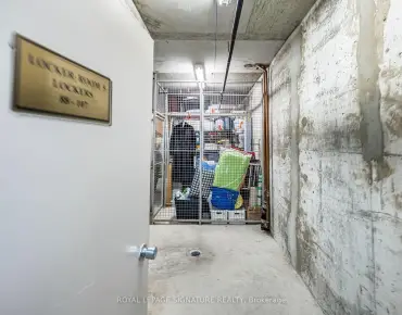 #308-20 William Roe Blvd Central Newmarket 3 beds 2 baths 1 garage 649999.00