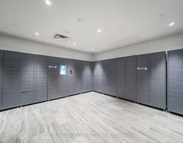 #612-8 Cedarland Dr Unionville 1 beds 2 baths 1 garage 628000.00