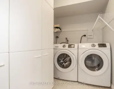 #808-1 Clark Ave W Crestwood-Springfarm-Yorkhill 2 beds 2 baths 2 garage 999000.00