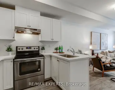 
            #61-300 Alex Gardner Circ Aurora Village 2睡房3卫生间1车位, 出售价格639999.00加元                    