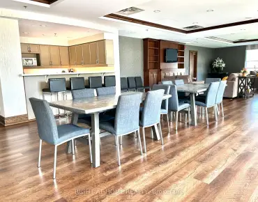 #310-11 Oneida Cres Langstaff 2睡房2卫生间1车位, 出售价格574000.00加元