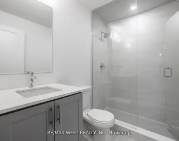 #28-20 Lytham Green Circ Glenway Estates 1 beds 1 baths 1 garage 470000.00