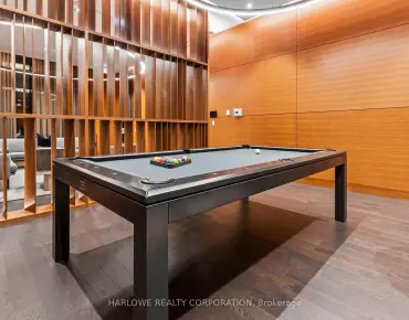 #3118-7895 Jane St Concord 1 beds 1 baths 1 garage 495000.00