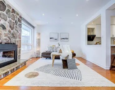 
#60-105 Carlton Rd Unionville 3 beds 4 baths 2 garage 699000.00        