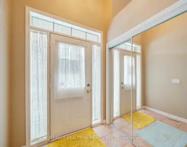 #42-100 Elgin Mills Rd W Westbrook 3 beds 3 baths 2 garage 750000.00