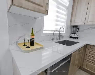 
            102 Roy Grove Way Greensborough 3睡房3卫生间2车位, 出售价格739900.00加元                    