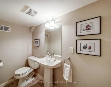 
            #10-115 Avenue Rd North Richvale 4睡房4卫生间2车位, 出售价格939000.00加元                    