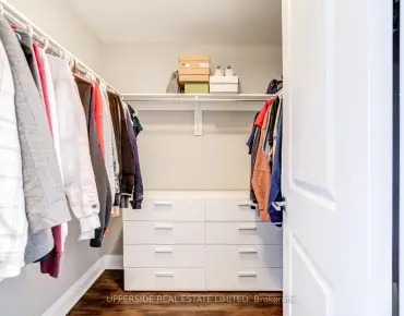 #PH05-85 North Park Rd Rd Beverley Glen 2睡房2卫生间1车位, 出售价格719888.00加元