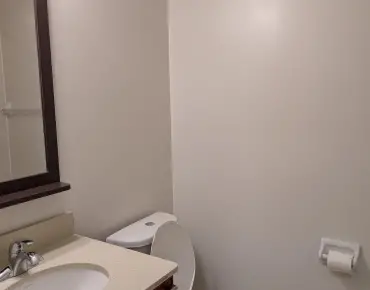 #PHB 89-11211 Yonge St Devonsleigh 1 beds 2 baths 1 garage 562800.00