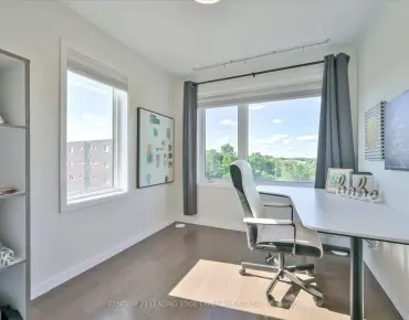 
            #2-100 Alex Gardner Circ Aurora Heights 3睡房3卫生间1车位, 出售价格798000.00加元                    