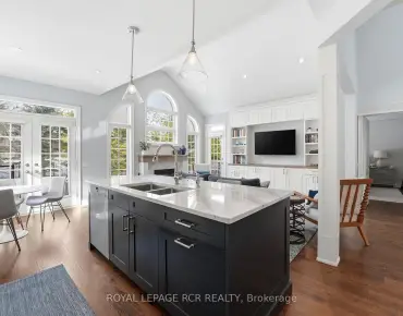 
            #107-16 Bonnell Cres Aurora Estates 3睡房4卫生间4车位, 出售价格1699000.00加元                    