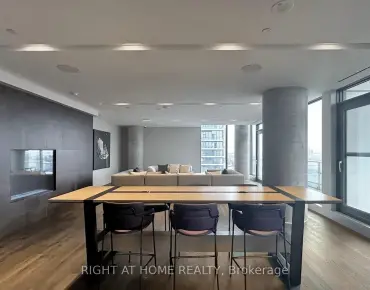 
            #902-1000 Portage Pkwy Vaughan Corporate Centre 1睡房1卫生间车位, 出售价格389990.00加元                    