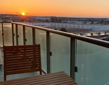 #718-75 Norman Bethune Ave Beaver Creek Business Park 2睡房2卫生间1车位, 出售价格599000.00加元