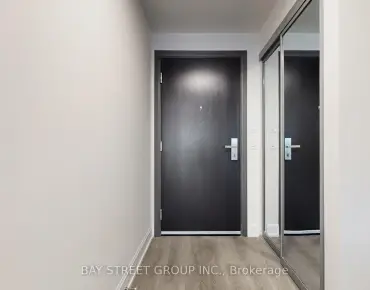 
#202-18 Water Walk Dr Unionville 1 beds 1 baths 1 garage 589000.00        