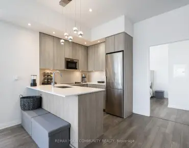 
            #1012-99 Eagle Rock Way Rural Vaughan 2睡房3卫生间1车位, 出售价格899900.00加元                    