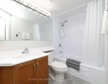 #305-21 George St Aurora Village 2 beds 1 baths 1 garage 499000.00