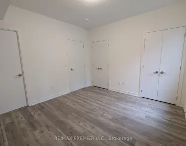 
            #513-9 Steckley House Ln Rural Richmond Hill 2睡房3卫生间1车位, 出售价格719900.00加元                    