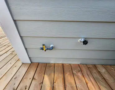 #11-14 LYTHAM GREEN Circ Glenway Estates 2 beds 2 baths 2 garage 690000.00