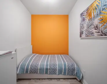 #1110-20 NORTH PARK Rd Beverley Glen 1 beds 2 baths 1 garage 539000.00