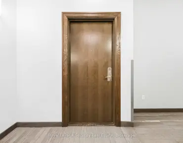 #202-2900 Highway 7 N/A Concord 1睡房2卫生间2车位, 出售价格668000.00加元