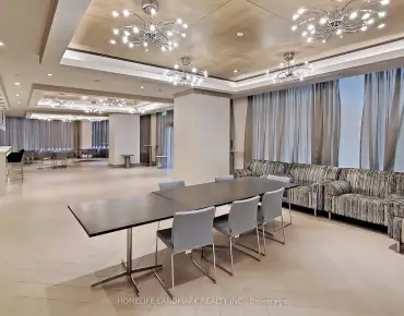 #712-15 Water Walk Dr Unionville 3睡房2卫生间2车位, 出售价格869000.00加元