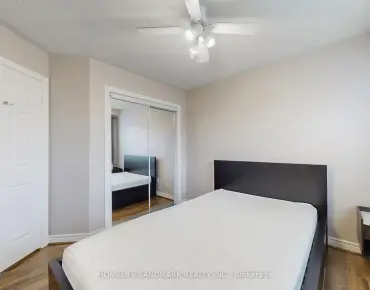 
            33 Marmill Way Old Markham Village 3睡房3卫生间2车位, 出售价格798000.00加元                    