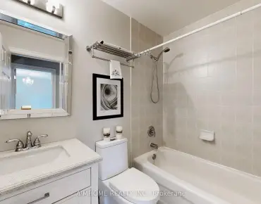 
            962 On Bogart Circ Gorham-College Manor 3睡房4卫生间4车位, 出售价格799000.00加元                    