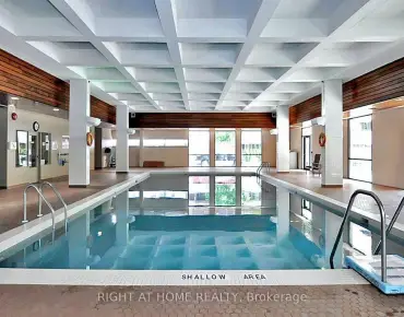 
            #211-60 Inverlochy Blvd Royal Orchard 3睡房2卫生间1车位, 出售价格545000.00加元                    