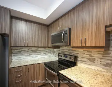 #512-9205 yonge St Langstaff 1 beds 2 baths 1 garage 558000.00