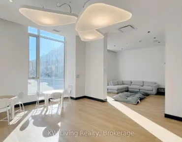 #218-6 David Eyer Rd Rural Richmond Hill 1睡房1卫生间2车位, 出售价格468000.00加元