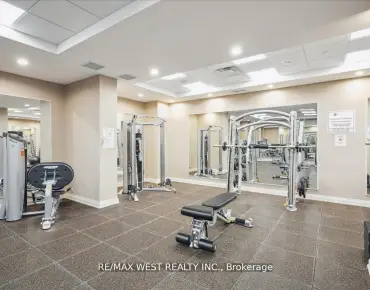 
#405-9255 Jane St Maple 2 beds 2 baths 1 garage 699900.00        