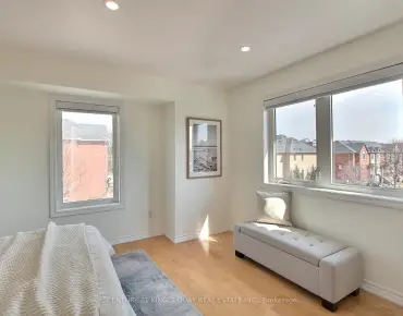 #36-40 Leitchcroft Cres Commerce Valley 3 beds 3 baths 2 garage 799900.00