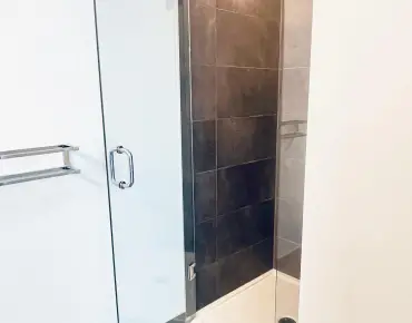 #4605-1000 Portage Pkwy Vaughan Corporate Centre 2睡房2卫生间1车位, 出售价格609000.00加元