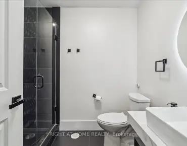 
            #14-105 Kayla Cres Maple 2睡房2卫生间1车位, 出售价格799000.00加元                    