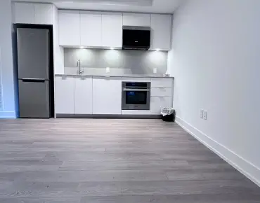 #826-8 Cedarland Dr Unionville 1睡房2卫生间1车位, 出售价格629900.00加元