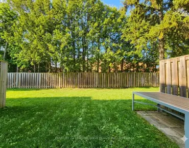 
            12 New Port Way Thornhill 3睡房3卫生间2车位, 出售价格699000.00加元                    