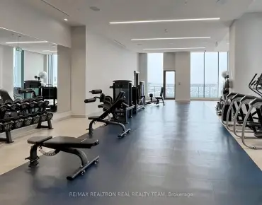 
            #211-8960 Jane St Vellore Village 1睡房2卫生间1车位, 出售价格499900.00加元                    