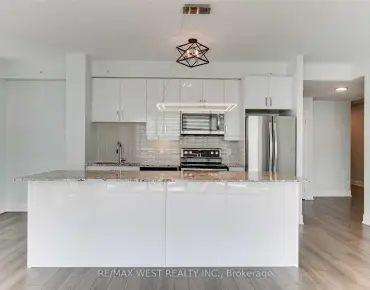 
            #3203-2900 Highway 7 N/A Concord 2睡房2卫生间2车位, 出售价格768888.00加元                    