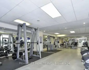 
#407-7167 Yonge St Thornhill 1 beds 1 baths 1 garage 560000.00        