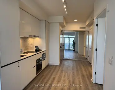 #4708-8 Interchange Way Vaughan Corporate Centre 1 beds 1 baths garage 401000.00