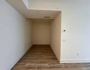 
#901-185 Deerfield Rd Central Newmarket 1 beds 2 baths 1 garage 461000.00        