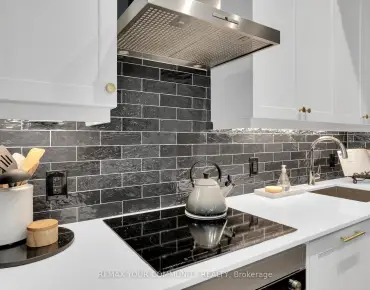 
#523-9085 Jane St Concord 1 beds 2 baths 2 garage 748888.00        