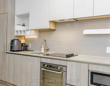 #2301-950 Portage Pkwy Vaughan Corporate Centre 1睡房1卫生间车位, 出售价格469900.00加元