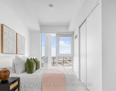 #5615-950 Portage Pkwy Vaughan Corporate Centre 2睡房2卫生间1车位, 出售价格499000.00加元