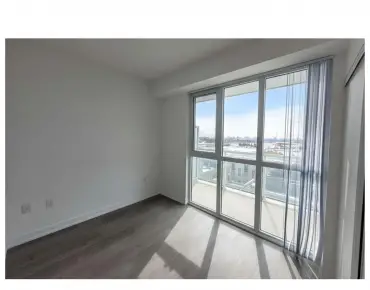 
            #805-38 Honeycrisp Cres Vaughan Corporate Centre 1睡房1卫生间1车位, 出售价格480000.00加元                    