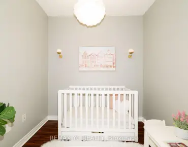 #102-7768 Kennedy Rd Milliken Mills West 1睡房1卫生间2车位, 出售价格558000.00加元