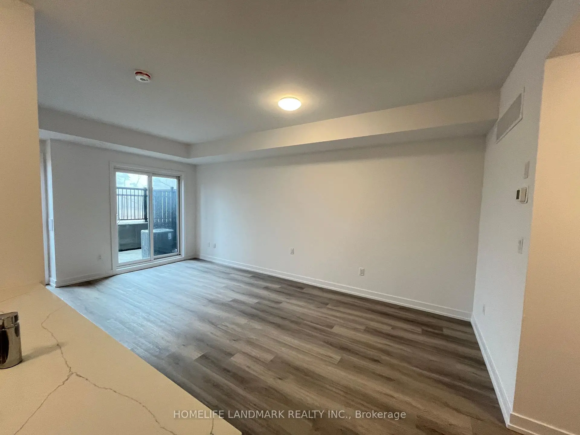 Richmond Hill 共管镇屋